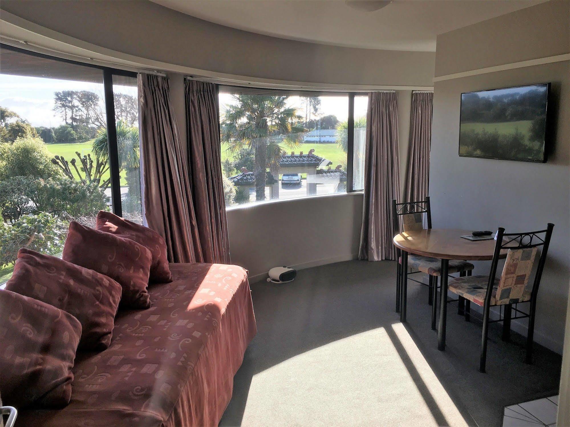 Aloha Lodge Beachside Accommodation Nelson Eksteriør billede